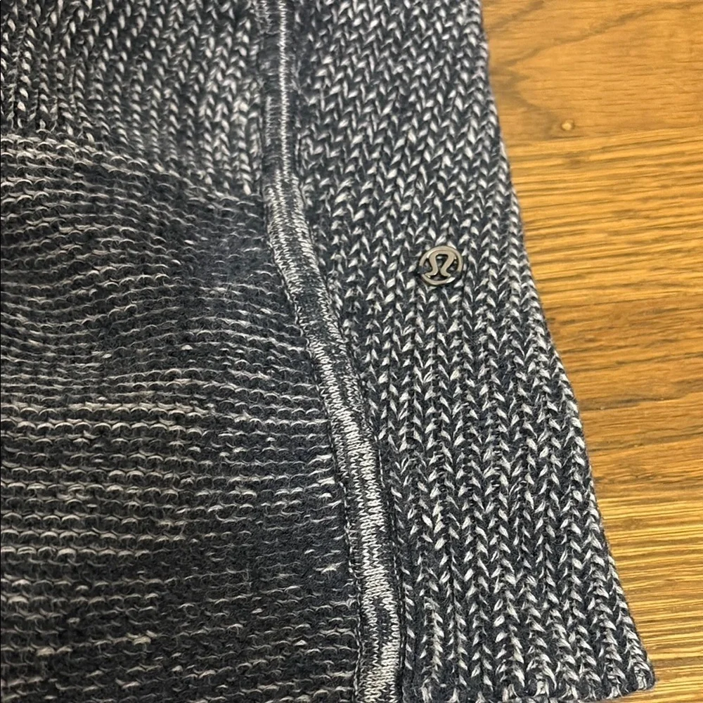 LULULEMON ATHLETICA cardigan with built in vest